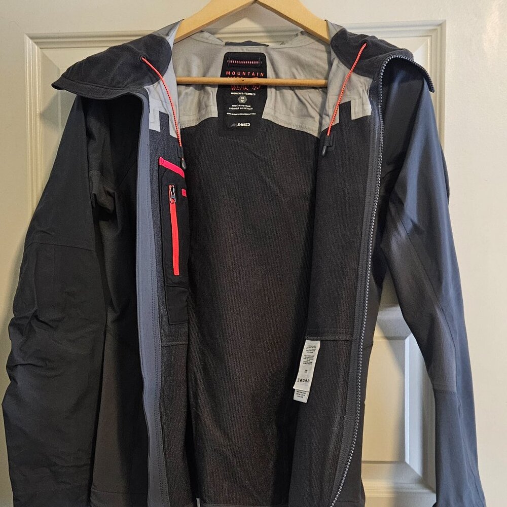 Mountain Hardware Softshell - image 2